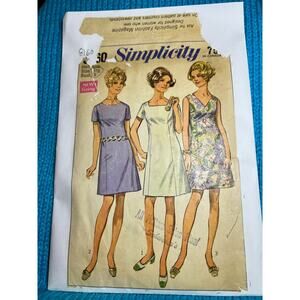 Simplicity 8160 pattern shift dress 1960s square v neck size 15